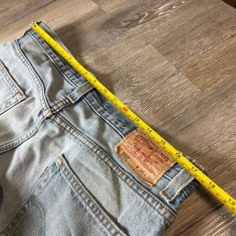 Levis 550 Jeans Mens 36x30 Light Wash Relaxed Fit Denim Vintage 90s Baggy Pant